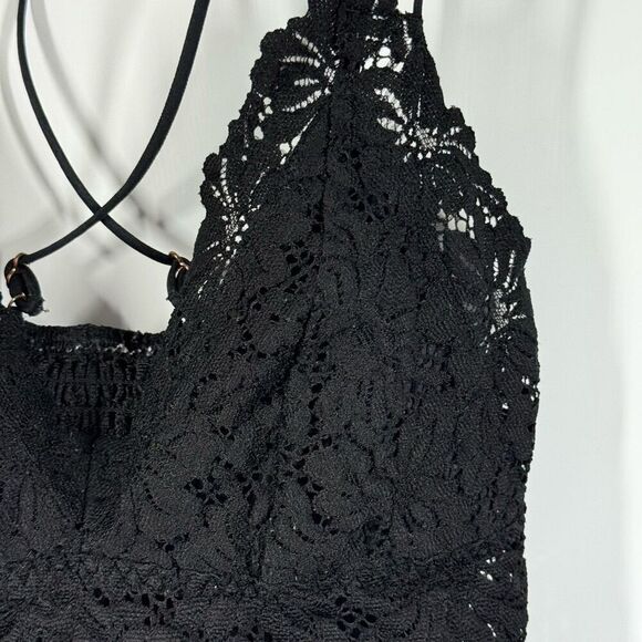 A10 -- PINK Victoria's Secret Black Lace Bralette Size Small - Picture 2 of 8